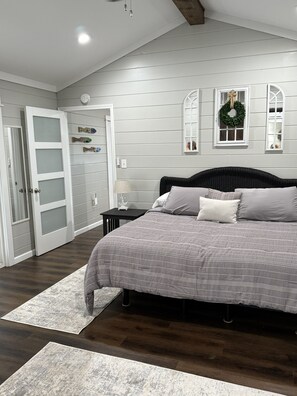 1 habitación, tabla de planchar con plancha, wifi y ropa de cama 