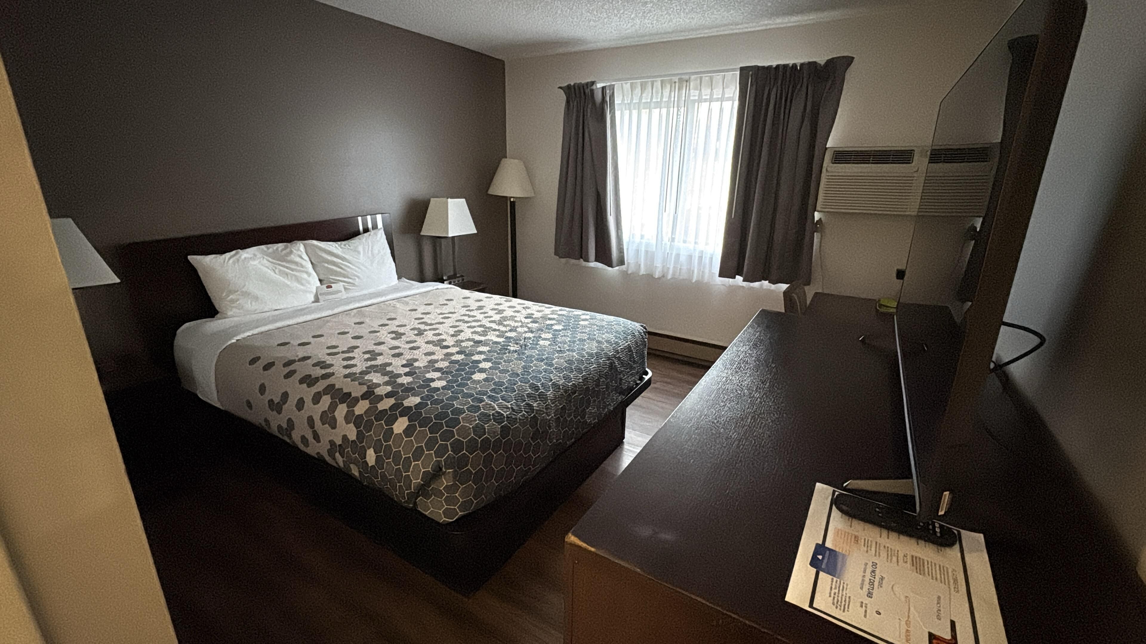 Escritorio y espacio para trabajar con un portátil