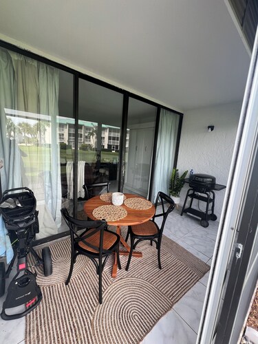 Ocean Village Beach Apartment on the Golf Course