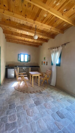 Cabin | Living area - Marcelia Eco-Village Front Lake View (Marsa Matrouh)