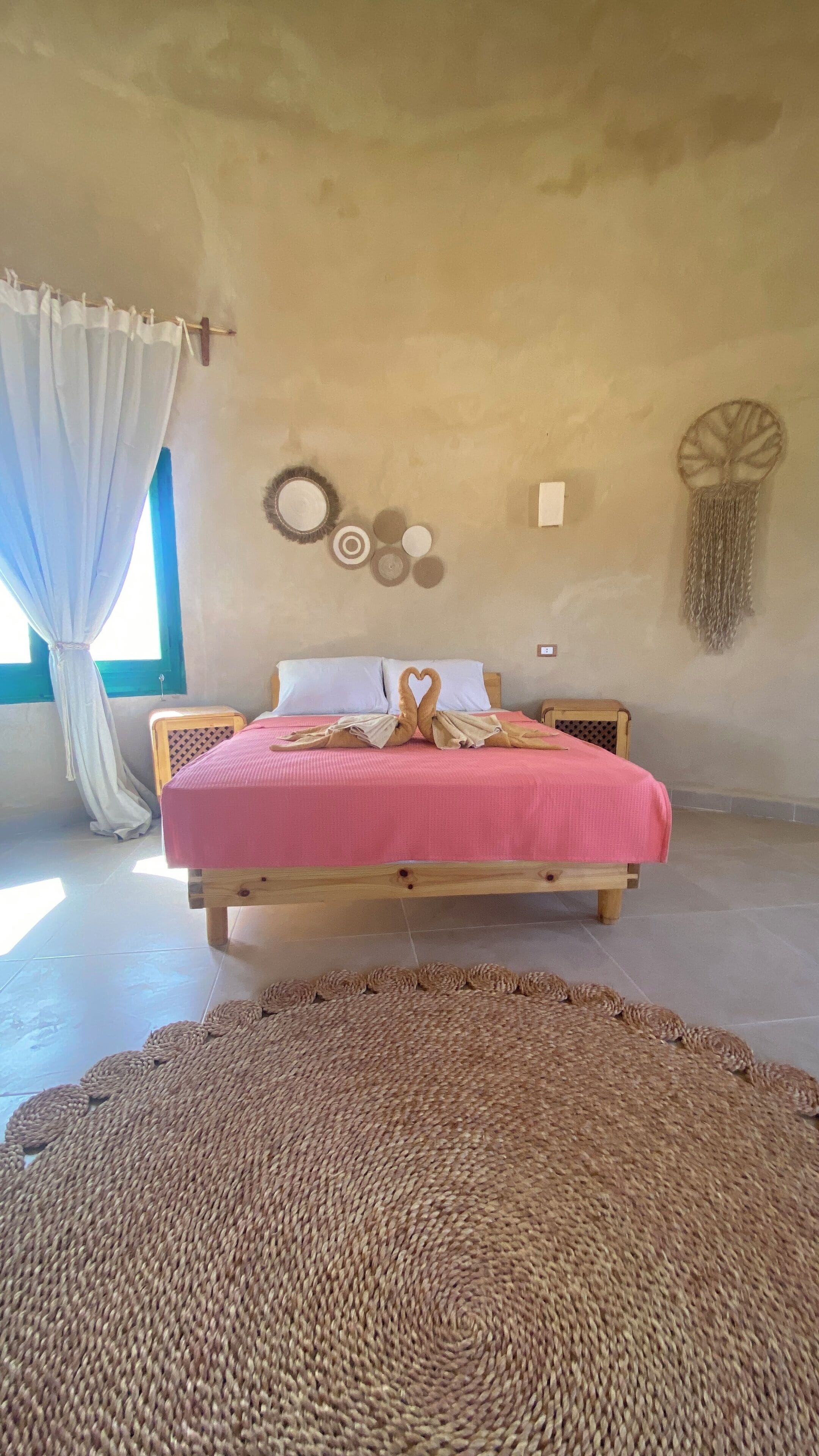 Standard Studio Suite | Soundproofing, free WiFi