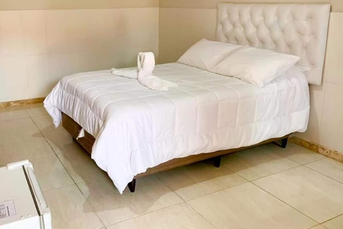 Eenvoudige kamer, 1 twee- of 2 eenpersoonsbedden | Gratis wifi