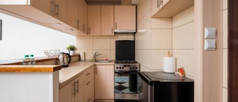 Kühlschrank, Ofen, Herdplatte