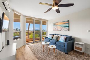 Smart TV - Maui Banyan 1BR | Across Kamaole Beach, Oceanview, Parking (Kihei)