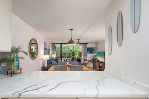 Luxury Apartment, Lanai, Garden View | Private kitchen | Electric kettle