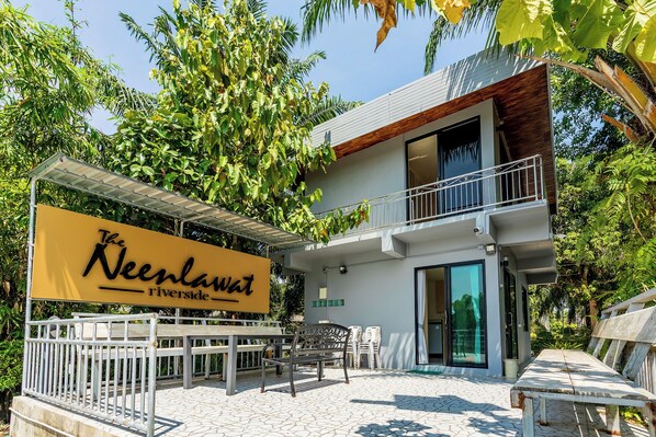 Classic House | Living area