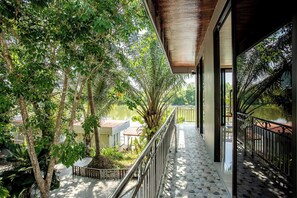 Comfort-talo, näköala puutarhaan | Terassi/patio