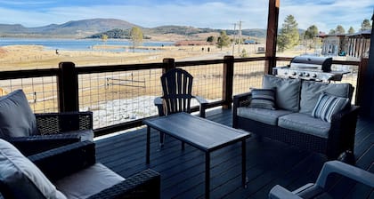 Lakeview Lodge- ADA Accessible Retreat Minutes from the Slopes