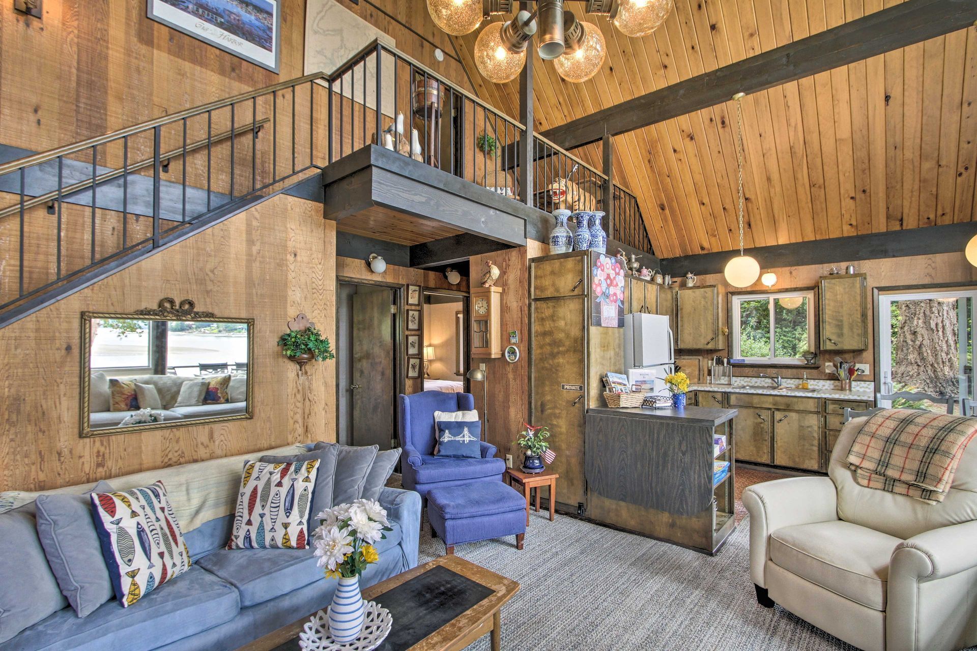 Fernseher, Kamin