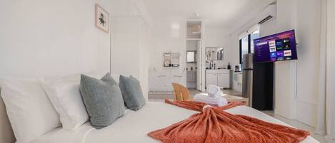 1 Schlafzimmer, Schreibtisch, Bügeleisen/Bügelbrett, WLAN