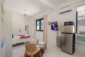 Skrivebord, Wi-Fi, sengetøj