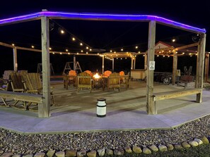 Terrace/patio - Motorcycle Inn (Kodak)