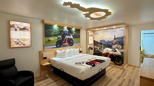 Motorcycle Inn