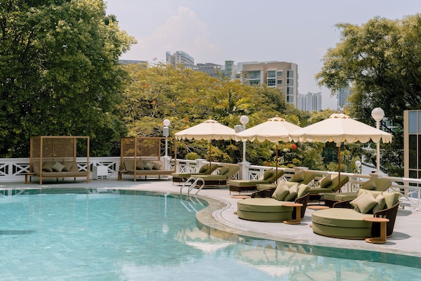 2 piscine all'aperto