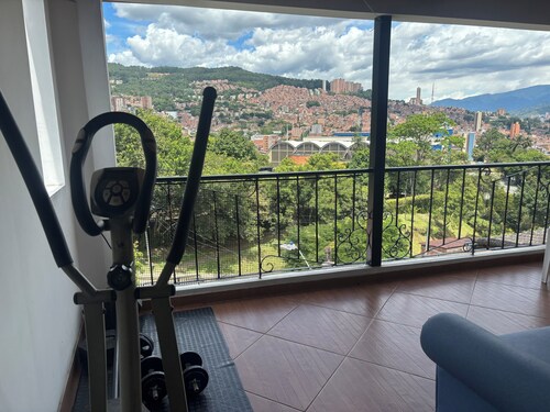 Vista Hermosa Apartment In The Middle Of Medellin