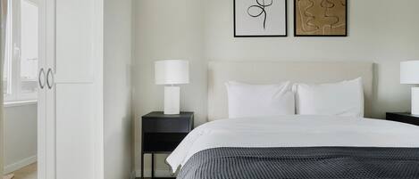 2 chambres, fer et planche à repasser, Wi-Fi, draps fournis