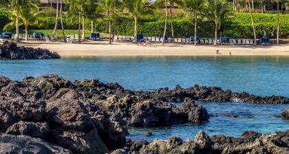 New Owners! 3-Bedroom Home with Sunset Views! Beach Club/Pool/Fitness Center