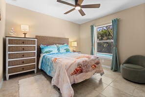 3 bedrooms, desk, iron/ironing board, travel crib