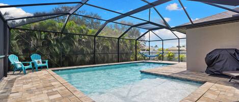 Piscine extérieure, piscine chauffée