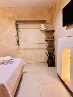 مكواة/لوح كي وواي فاي وملاءات أسرّة