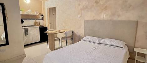 Strykjärn/strykbräda, wi-fi och sängkläder