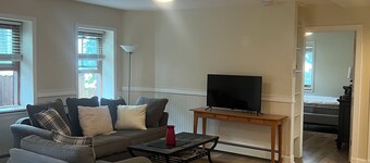 Fabulous 3-bedroom apartment with AC in Nyack , 1 block walk to Main St.