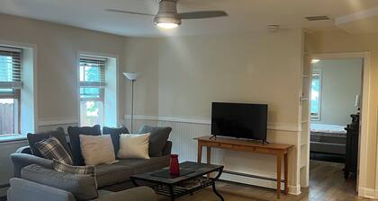 Fabulous 3-bedroom apartment with AC in Nyack , 1 block walk to Main St.
