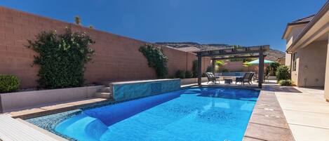 Beheizter Pool