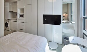 Standard-dobbeltværelse (Accessible) | Individuelt design, individuel indretning, skrivebord, gratis Wi-Fi