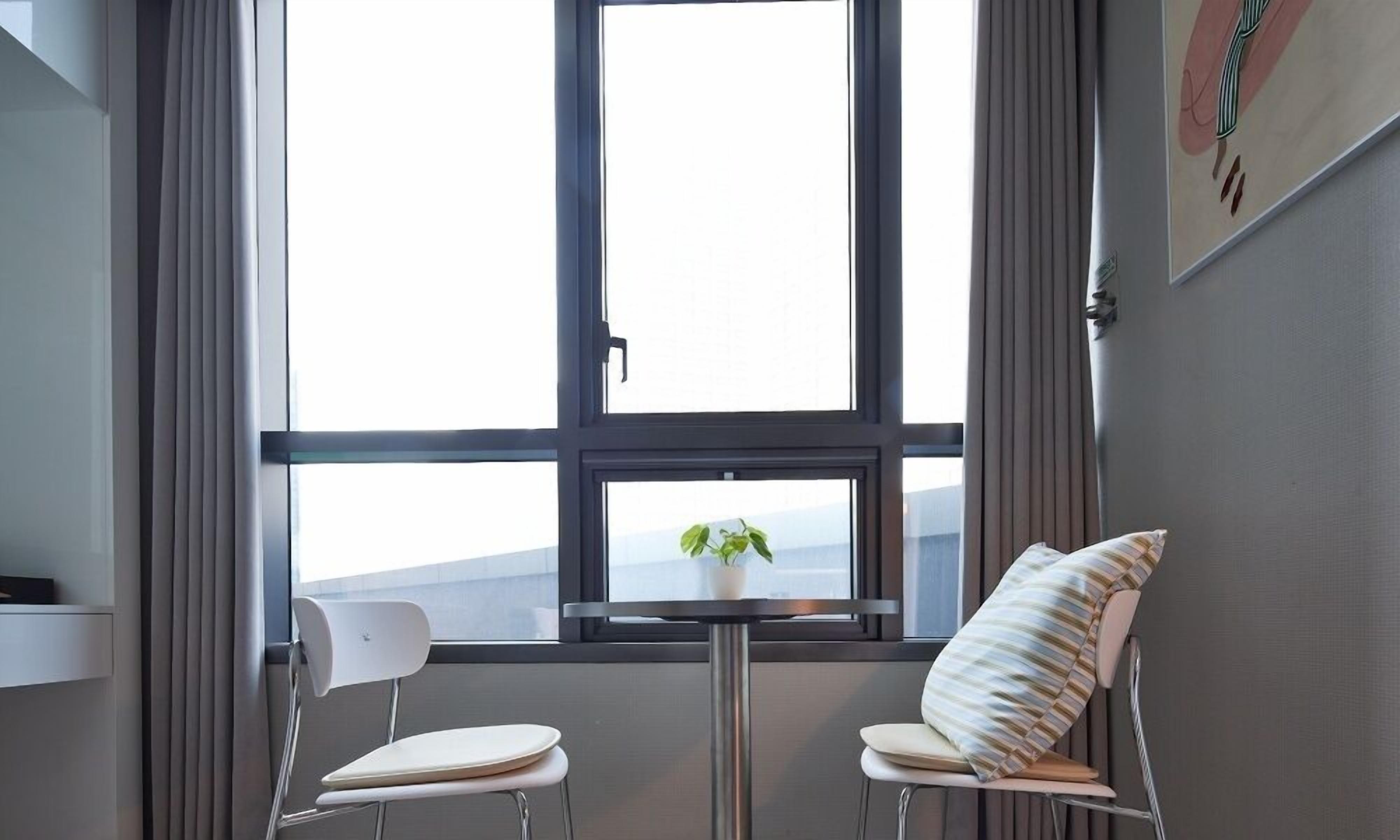 Standard Double Room | Desk, free WiFi, bed sheets