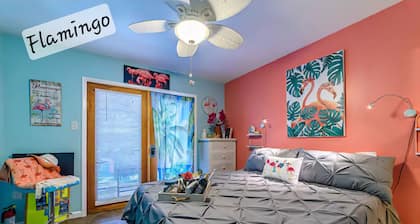 Port Canaveral Cruisers-steps from beach 1-bdrm 1-bth apartment w/ kitchen