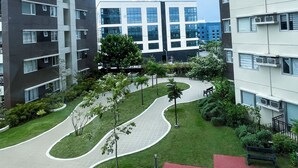 Room, 1 Bedroom | Property grounds - Room-warm Urban Studio With Modern Desig (Iloilo)