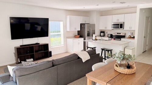 Cape Coral - 3 bedroom townhouse