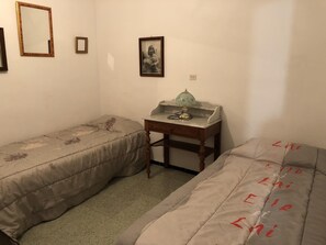 3 عدّة غرف نوم