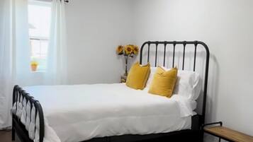 4 quartos, ferros/tábuas de passar roupa, Wi-Fi de cortesia