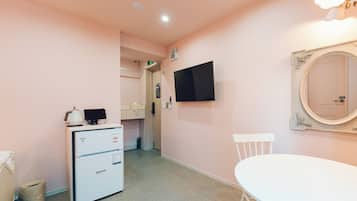 高级双人房 | 办公桌、免费 WiFi