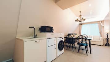 Deluxe Suite | Escritorio y wifi gratis