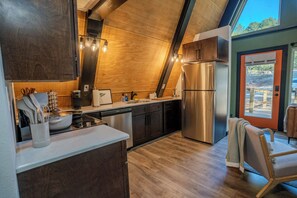 Private kitchen - Golf Lovers 2-bedroom A-Frame Cabin by Big Cedar Golf (Omaha)