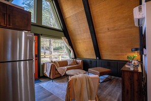 Living area - Golf Lovers 2-bedroom A-Frame Cabin by Big Cedar Golf (Omaha)