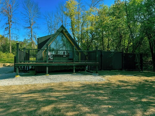 The Obsidian A Hideaway