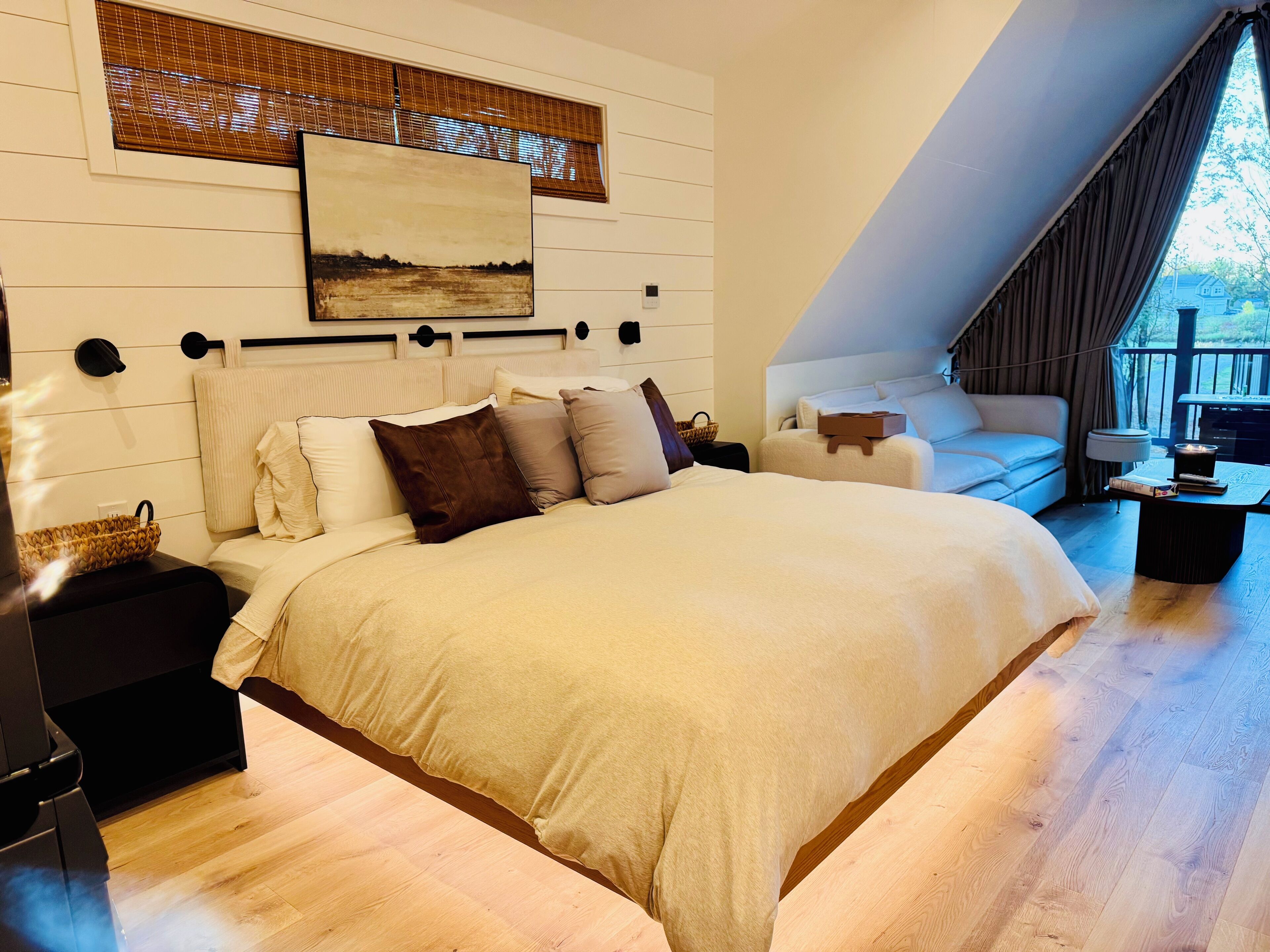 1 slaapkamer, een strijkplank/strijkijzer, wifi, beddengoed