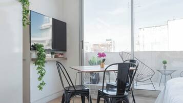 Studio | Living area