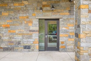 Daire, 2 Yatak Odası | Dış mekân detayı