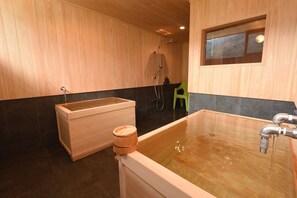 Bathroom - The okomorinoyado yumenagashi (Takayama)