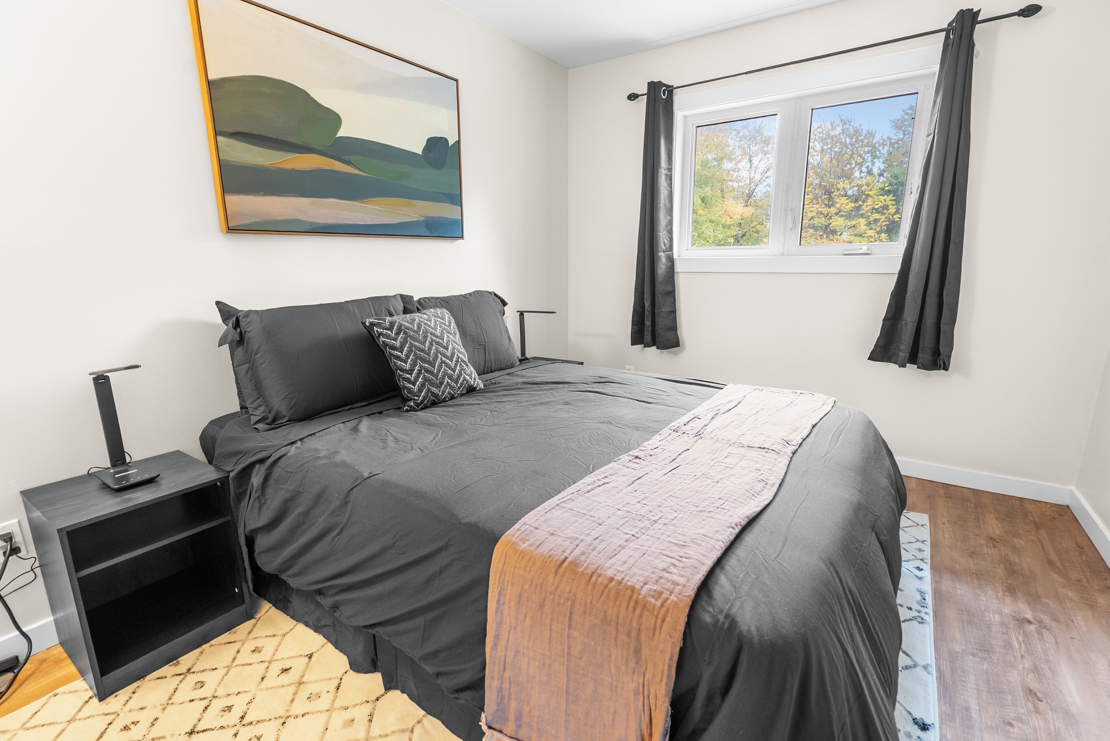 1 chambre, fer et planche à repasser, Wi-Fi, draps fournis