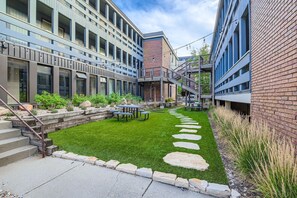 Outdoor dining - Peaceful Lift Line Condo 207 3 Bedroom Condo (Park City)