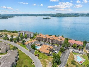 Exterior - Branson/Hollister Tablerock Lake, Amazing Lake View, Sleeps 6, great location (Hollister)