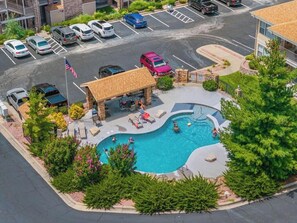 Pool - Branson/Hollister Tablerock Lake, Amazing Lake View, Sleeps 6, great location (Hollister)