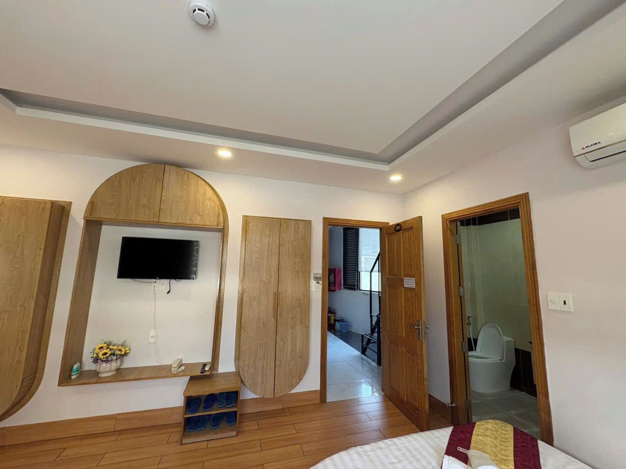 Basic Double or Twin Room, City View | Desk, free WiFi