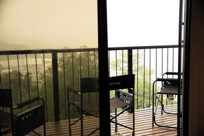 Panoramic Cabin, 1 King Bed with Sofa bed, Mountain View | Terrace/patio - Cabañas La Montañuela (Llano Grande)